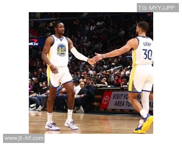 2015年快船与勇士精彩对决全场录像回顾与分析