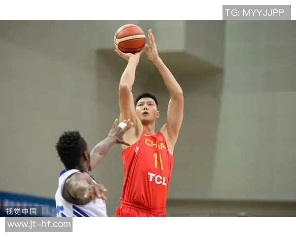 易建联:从篮球场上的传奇到生活中的榜样,见证中国体育的辉煌与变革